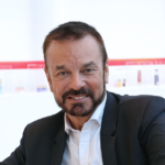 olivier-courtine-clarins-cosmetique