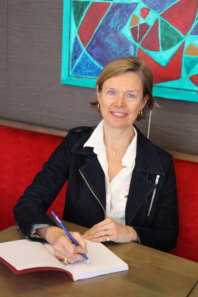 Alexandra Guiot Rééducation. Améliorer son écriture. - Neuilly Journal